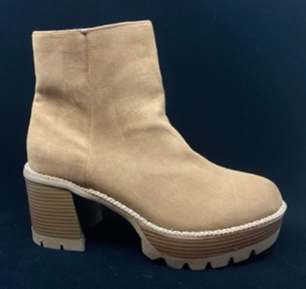 WILD PAIR Womens NEW Margoee Faux Suede Platform Zipper Ankle Boots / Size 10